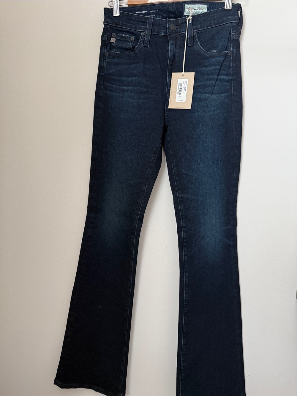 AG Farrah Boot High Rise Jeans Size 26
NWT